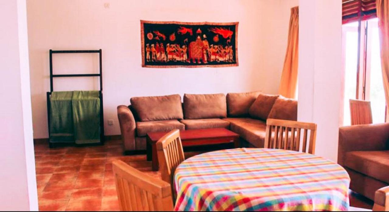 Jasmine Garden Beach Guest House 히카두와 외부 사진